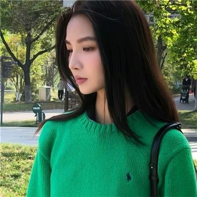 雏燕鸣春 海报